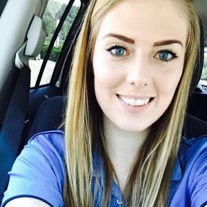 Meet your Posher, Stephanie